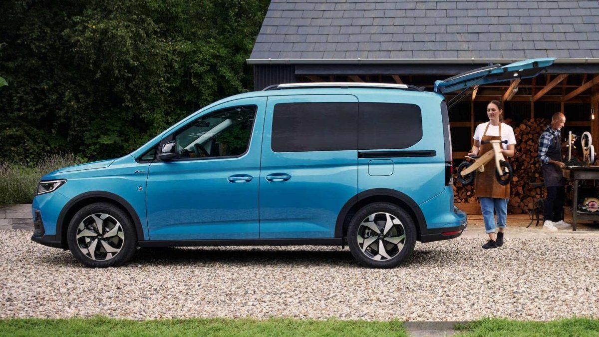 Yeni Ford Tourneo Connect'in Türkiye fiyatı belli oldu