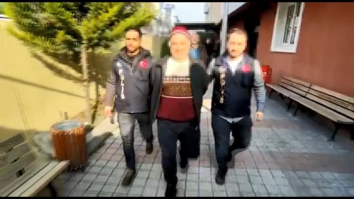 FETÖ'cü firari polis müdürü Ahmet Ertekin yakalandı