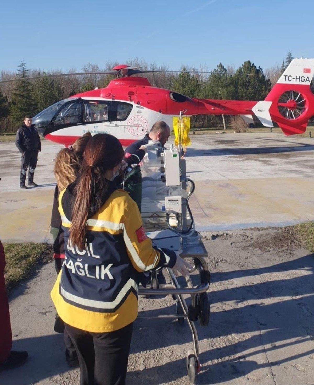 Ambulans helikopter 6 aylık bebek için havalandı
