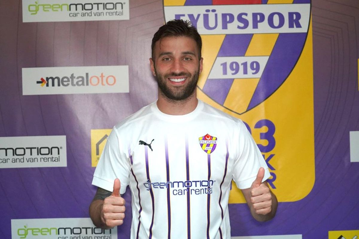 İbrahim Üzülmez Alpaslan Öztürk, ekmek yediği kaba pisleyen birisi