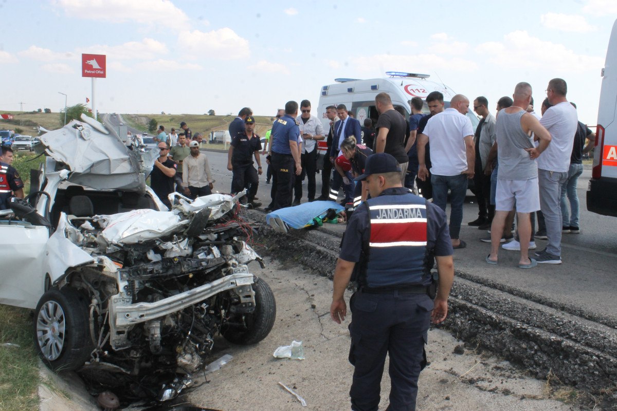 Edirnede Trafik Kazasında Hayatını Kaybeden Polis Memuruna Tören Düzenlendi 3924