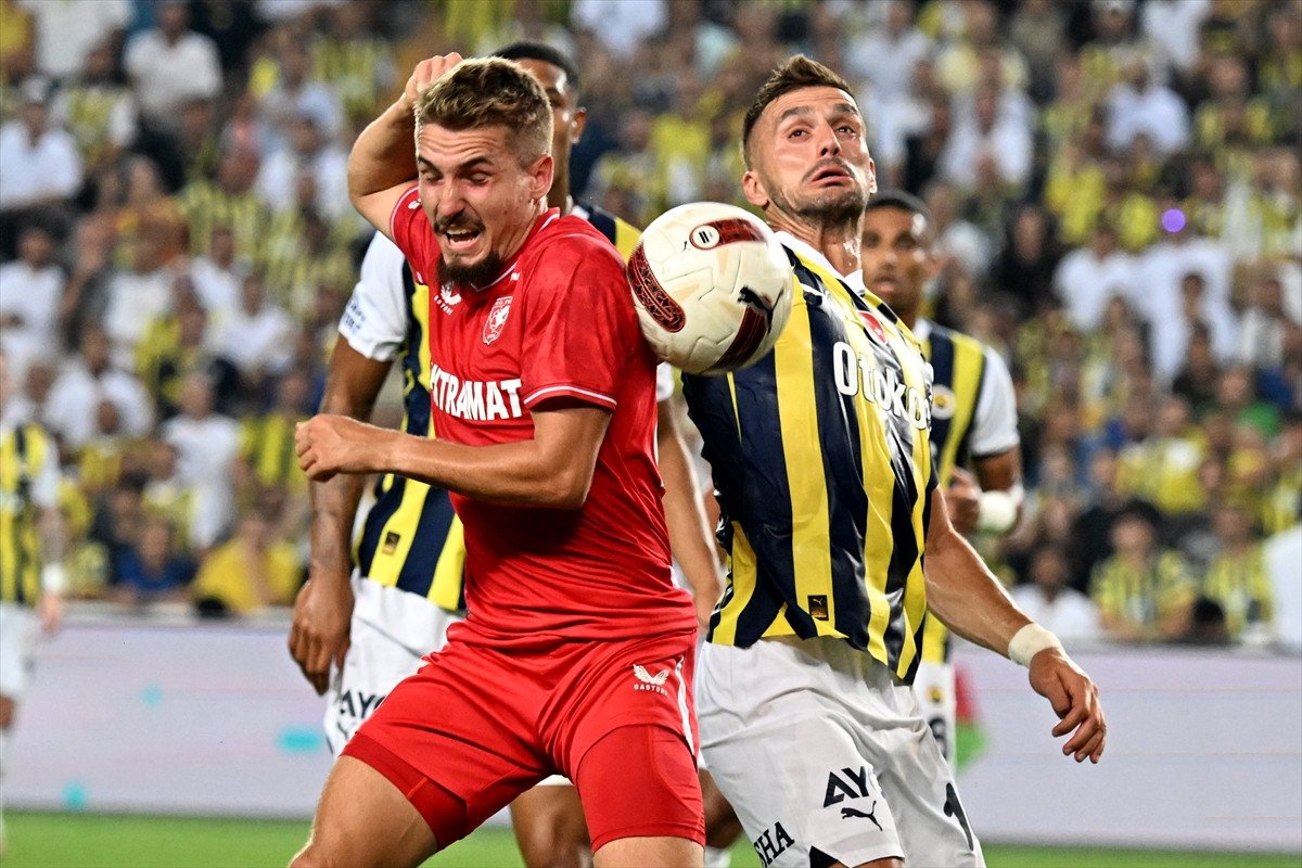 Fenerbahçe-Twente eşleşmesi Hollanda basınında nasıl yorumlandı