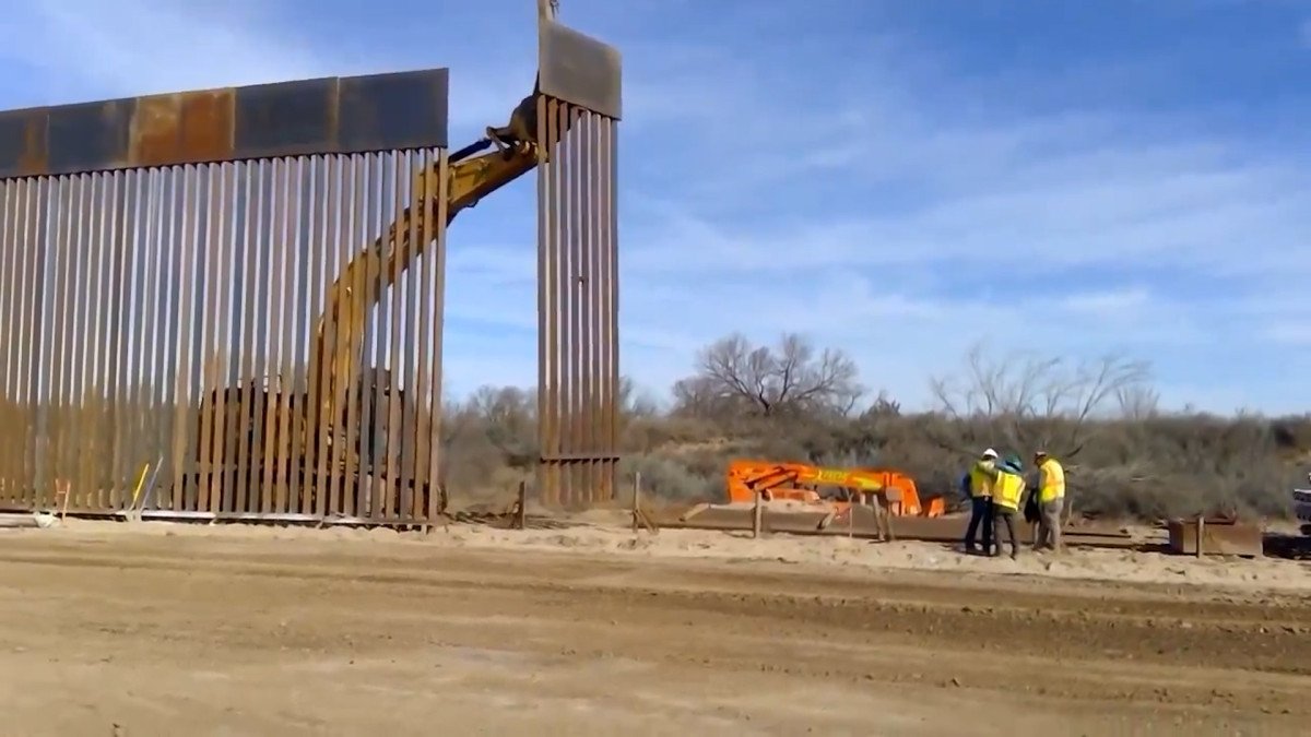 Teksas'ta kaçak geçişlere karşı duvar inşa ediliyor