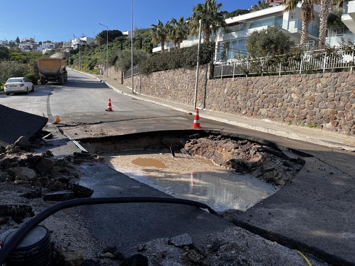 Bodrum'da yine isale hattı patladı