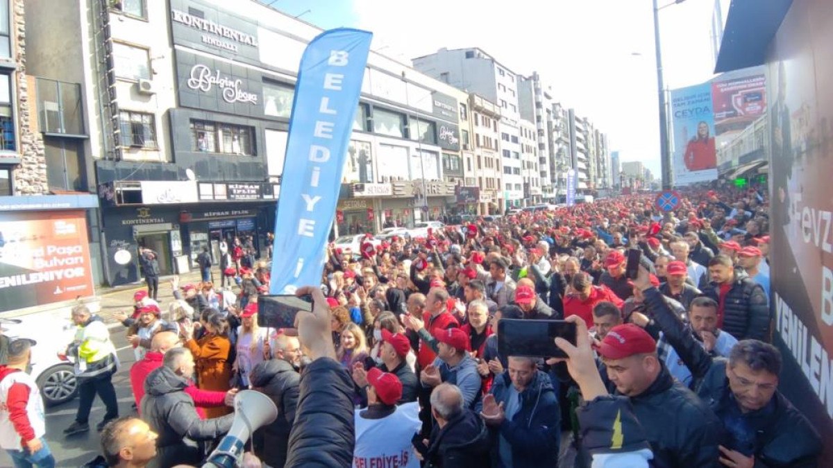 İzmir Belediye Çalışanları İş Bırakma