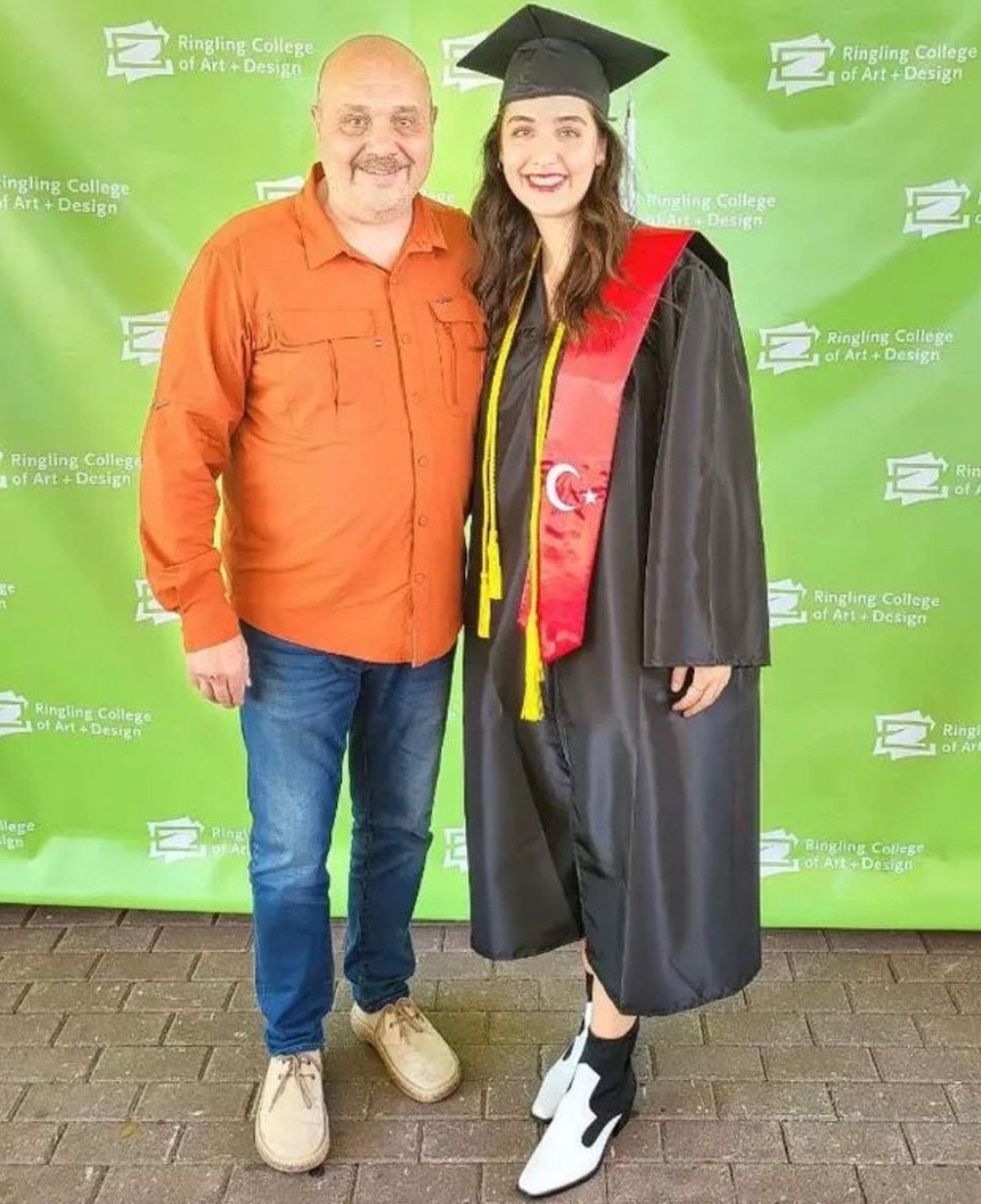 Kızılcık Şerbeti'nin yeni Abdullah'ı Ahmet Mümtaz'ın biricik kızı ...