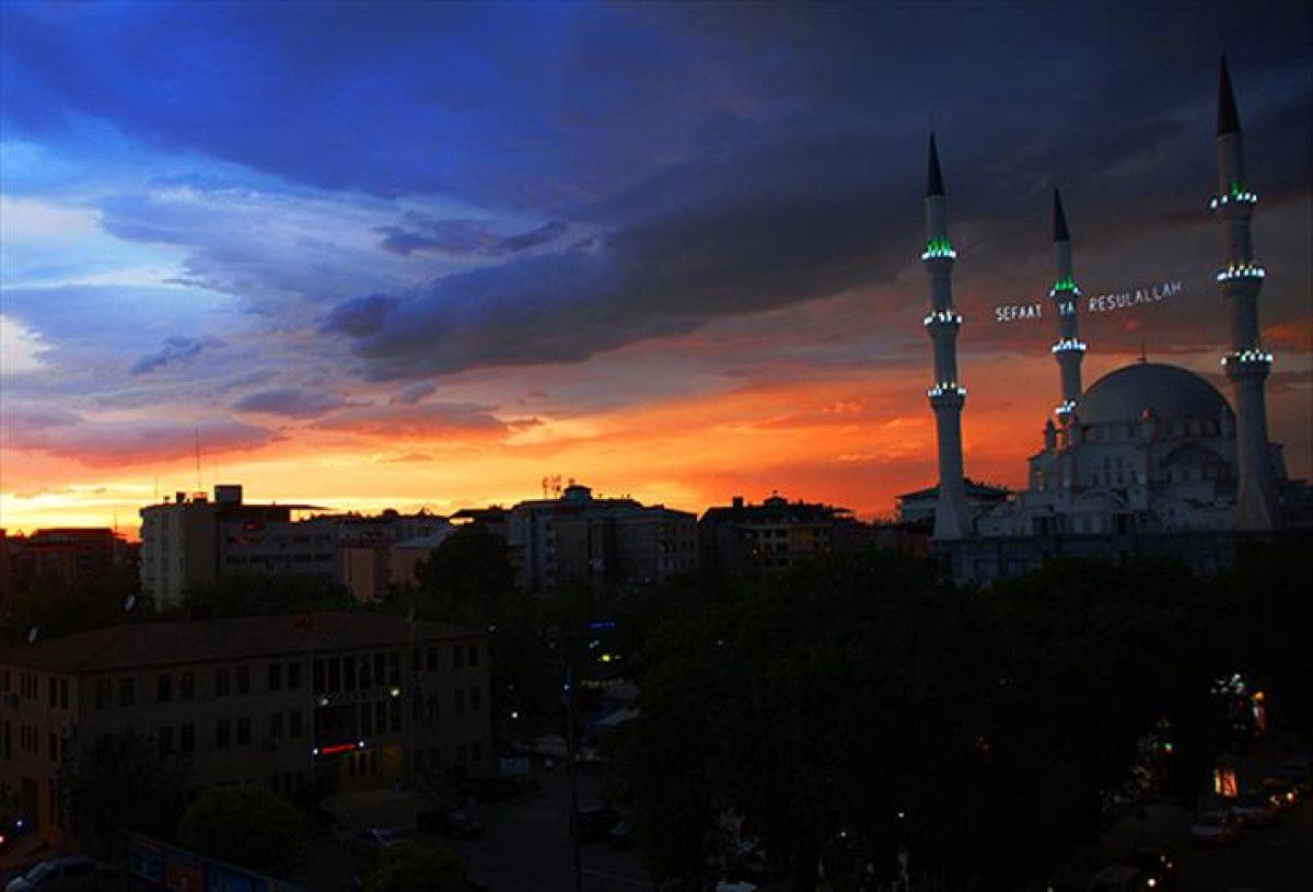 Bugün iftar saat kaçta? 19 Mart 2024 İftar Vakitleri İstanbul, Ankara
