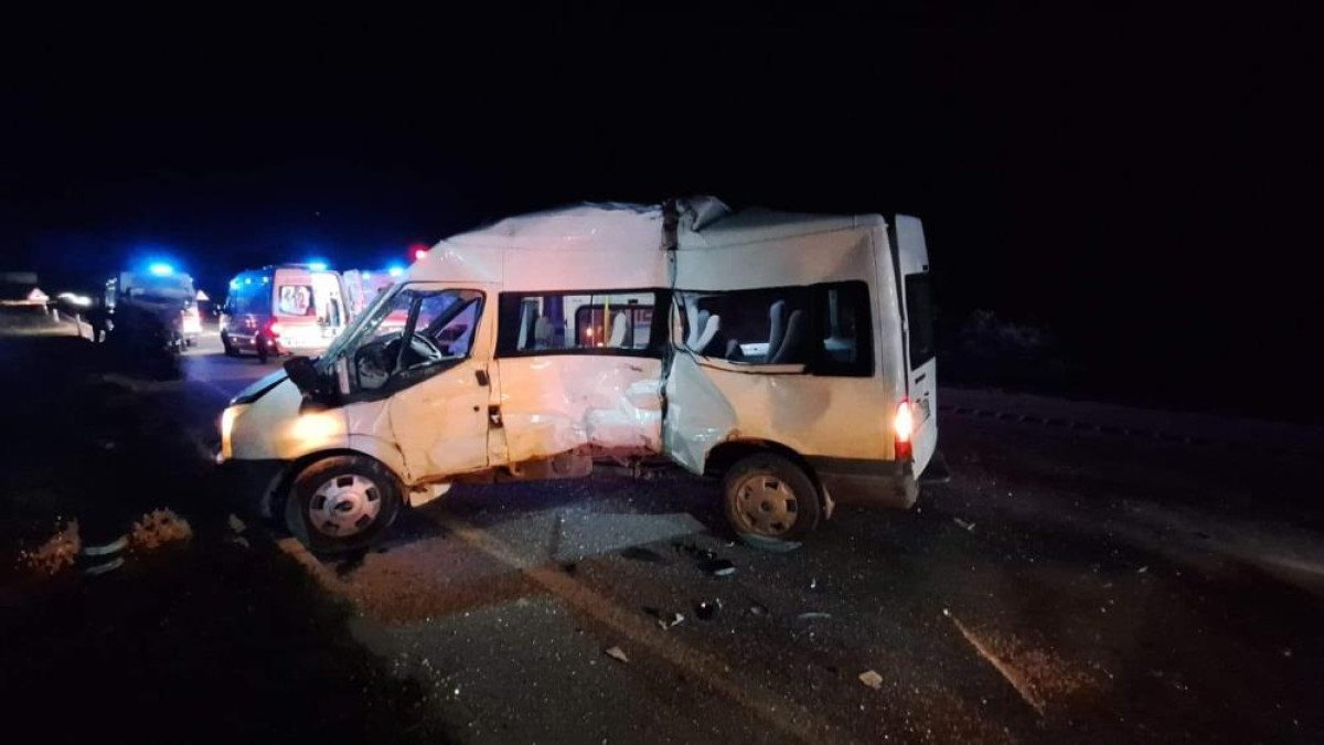 Yolcu Otobüsü ile Minibüs Çarpıştı: Bir Kişi Hayatını Kaybetti
