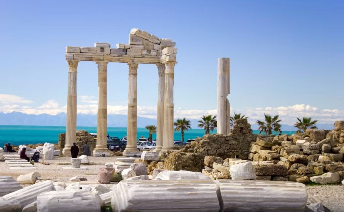 Antik Kentlerden Plajlara: Antalya ve Çevresinde Gezilecek Yerler