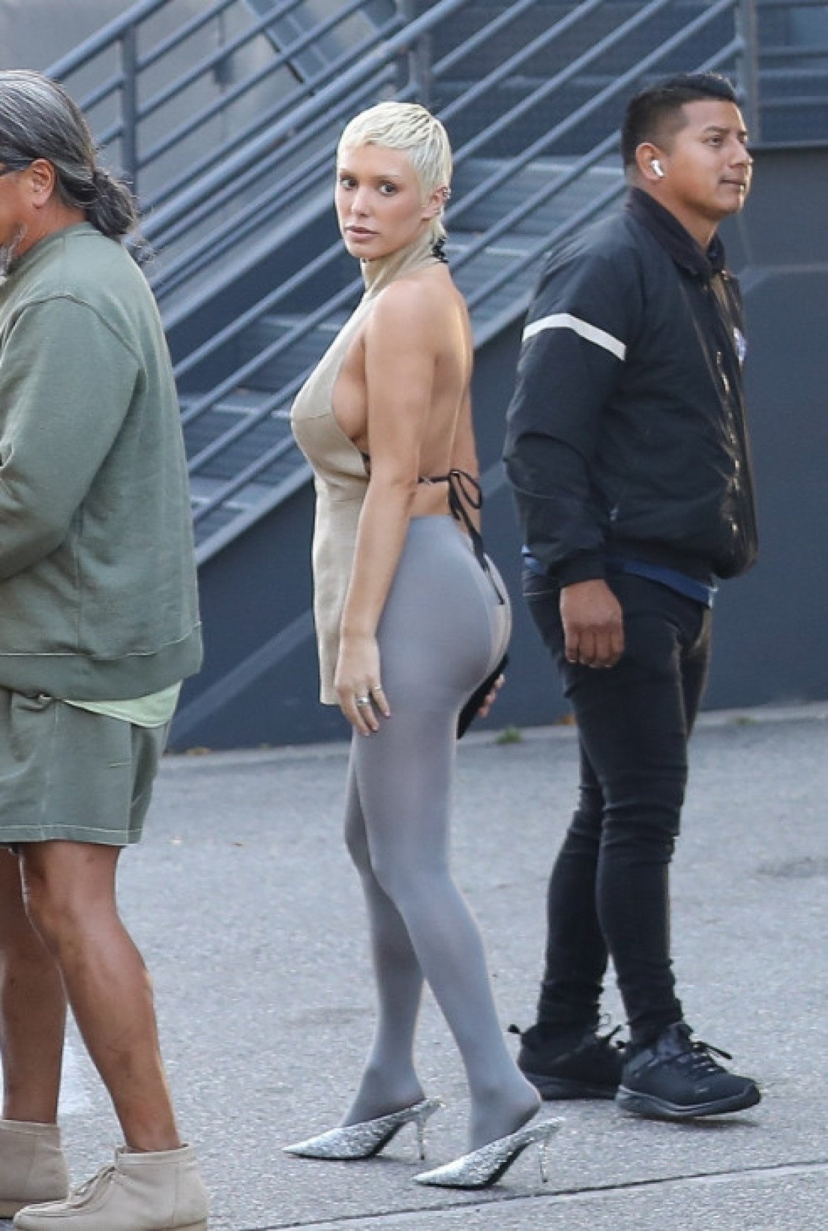 Kim Kardashian eski kocasnn yeni ei Bianca Censori'ye zendi