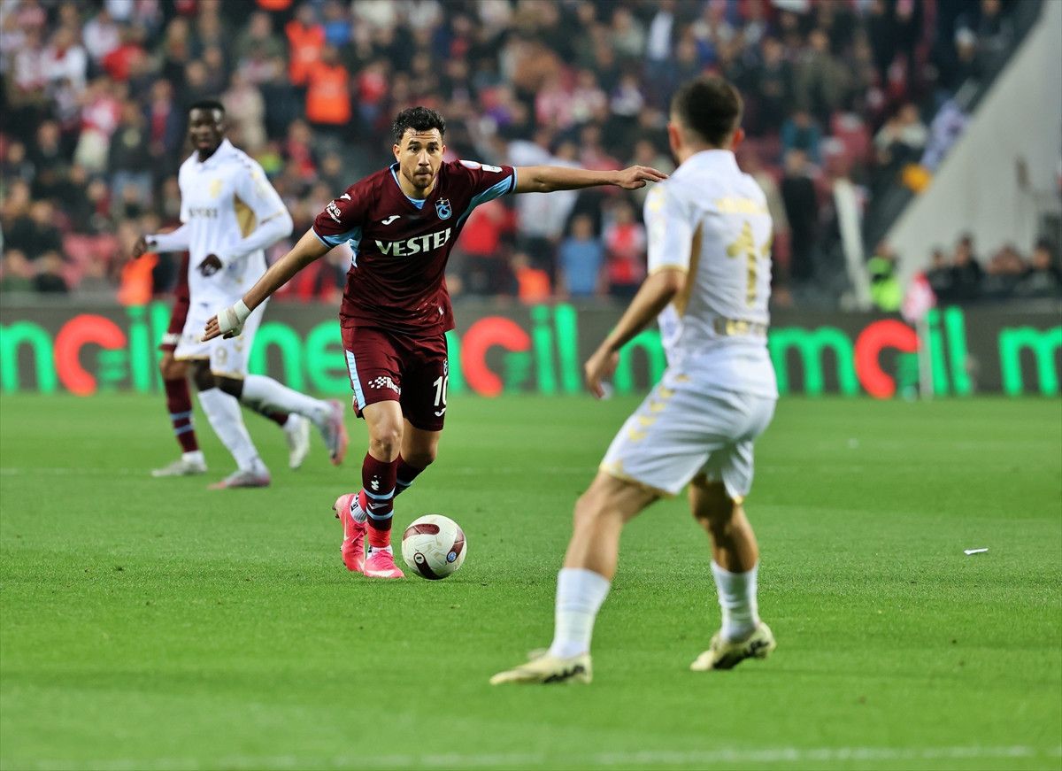 Karadeniz derbisinde Samsunspor, Trabzonspor'u ma�lup etti