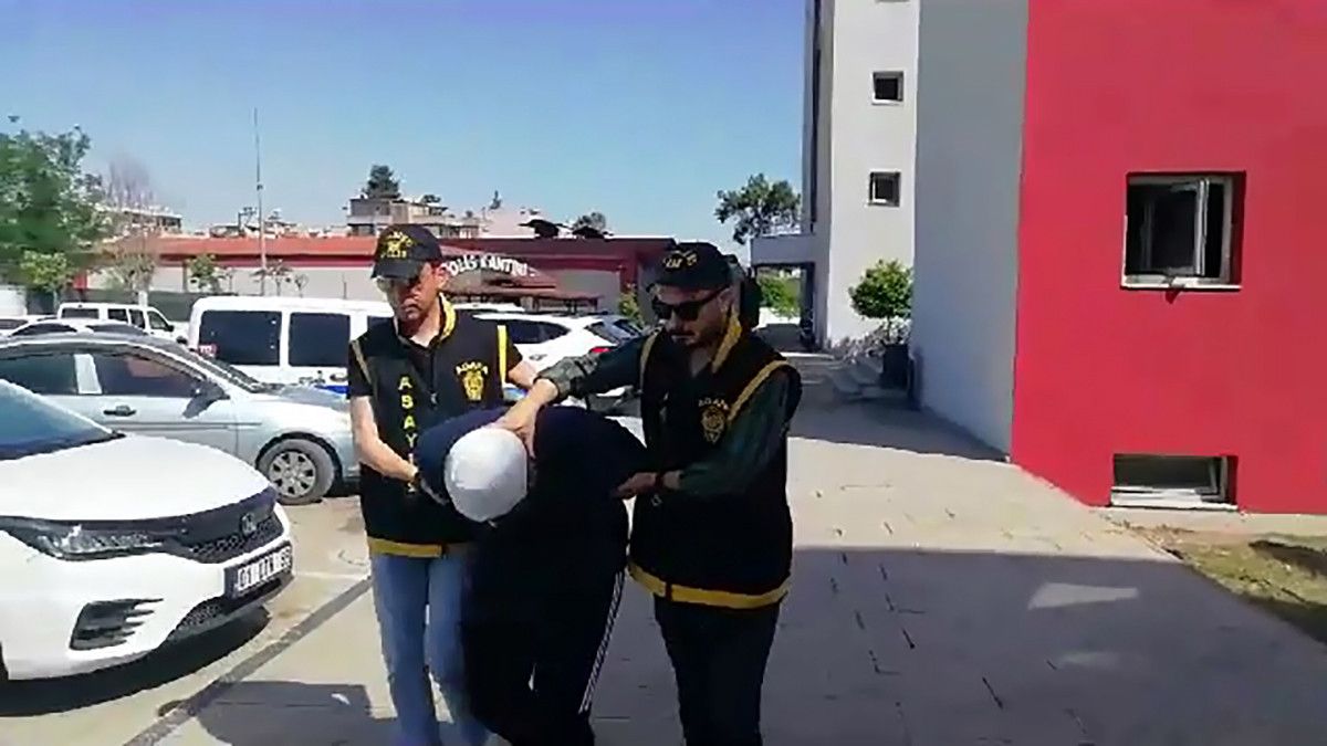 Adana do�um g�n�nde e�ini �ld�rd�, savunma �a��rtt�