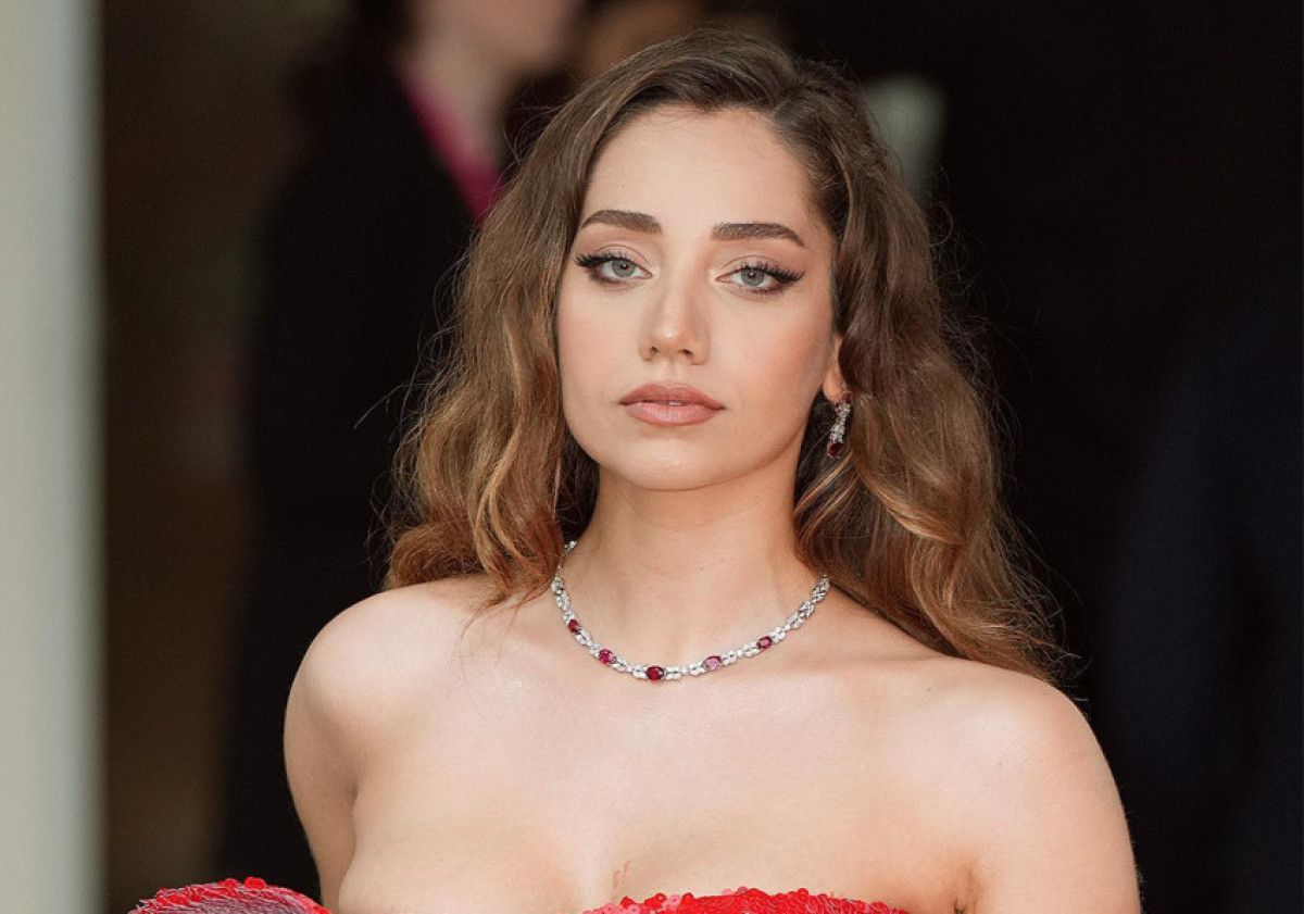 Özge Özacar'dan Göz Kamaştıran Paylaşımlar