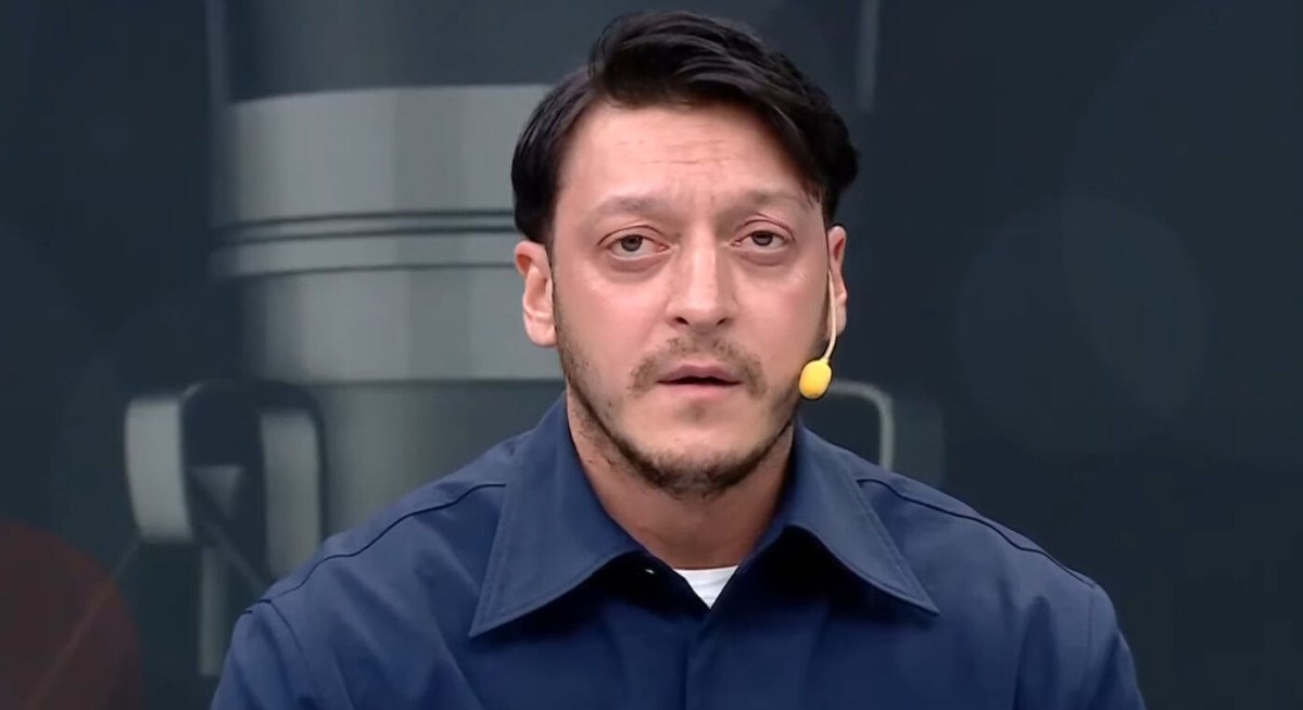 Mesut Özil, İsmail Kartal’ı tehdit ettiği videoya ‘sahte’ dedi