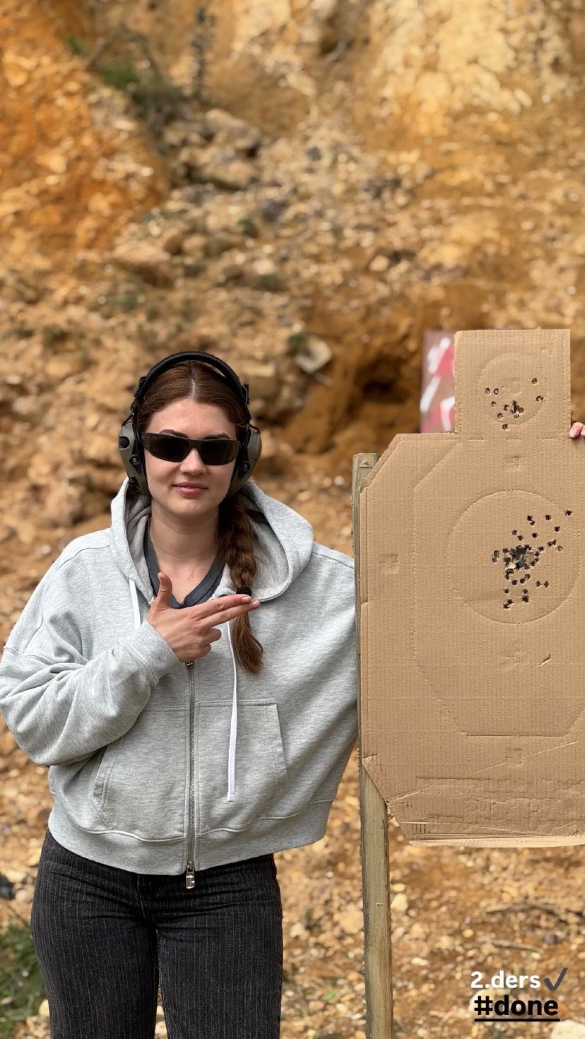 Burcu Özberk'in Yeni Dijital Dizi Projesi: Karanlık Oda