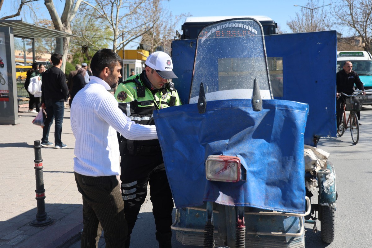 Kask ve Güvenlik Ekipmanlarının Önemi Üzerine İlginç Diyaloglar
