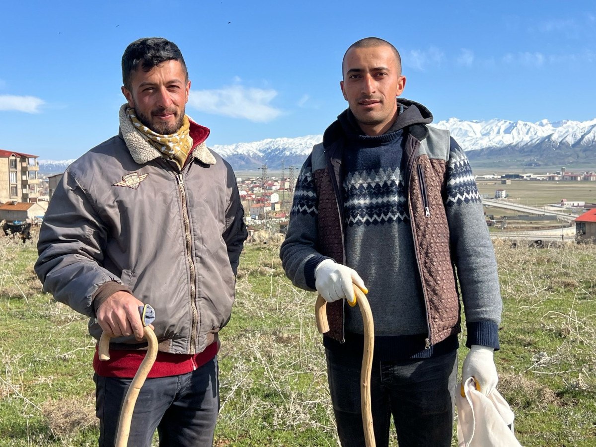 Hayvanlarını Dönüşümlü Olarak Otlatıyorlar