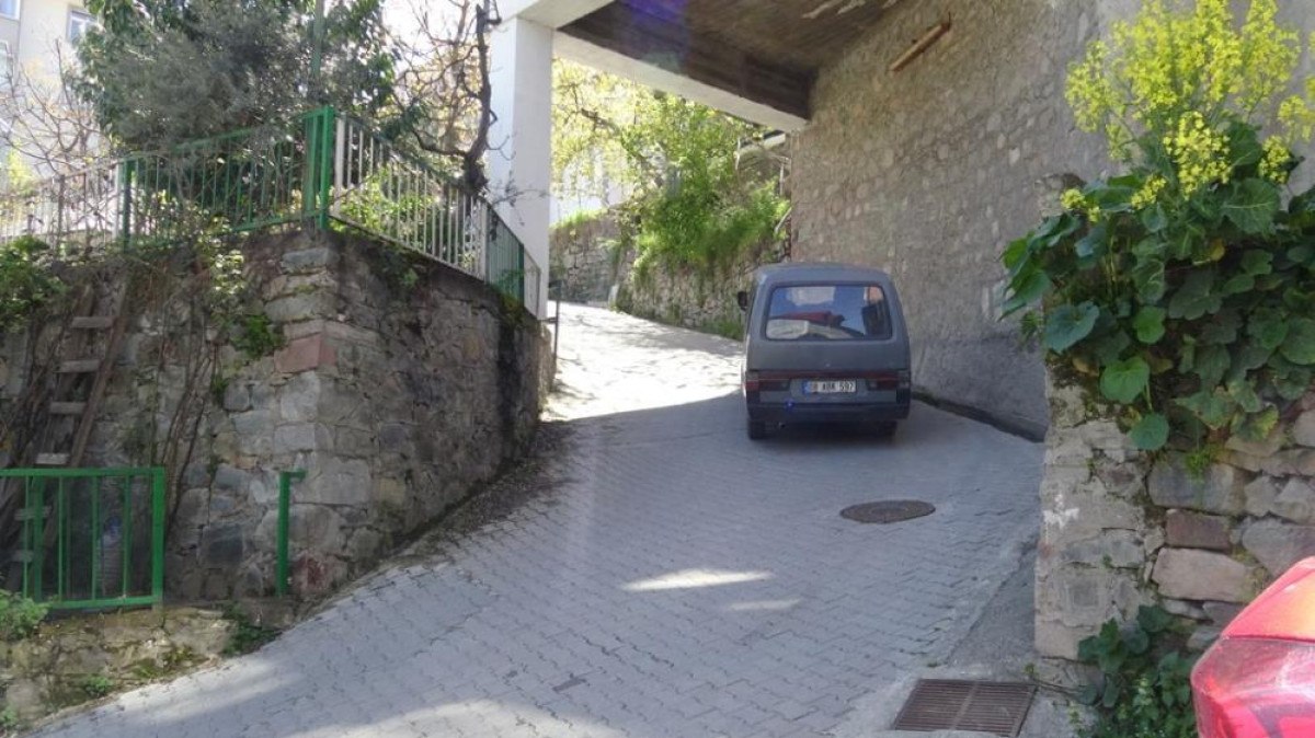 Artvin'de İlginç Mimari Yapılar ve Ayaklı Cami