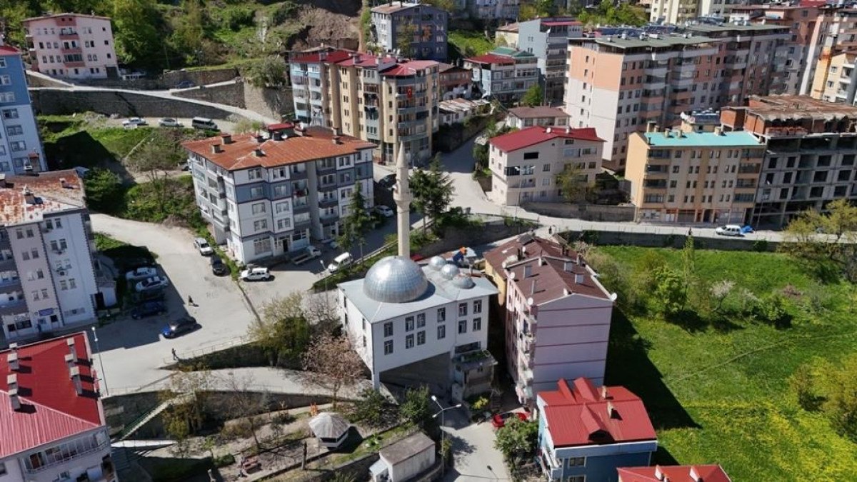 Ayaklı Camii'nin Hikayesi ve Mimari Özellikleri