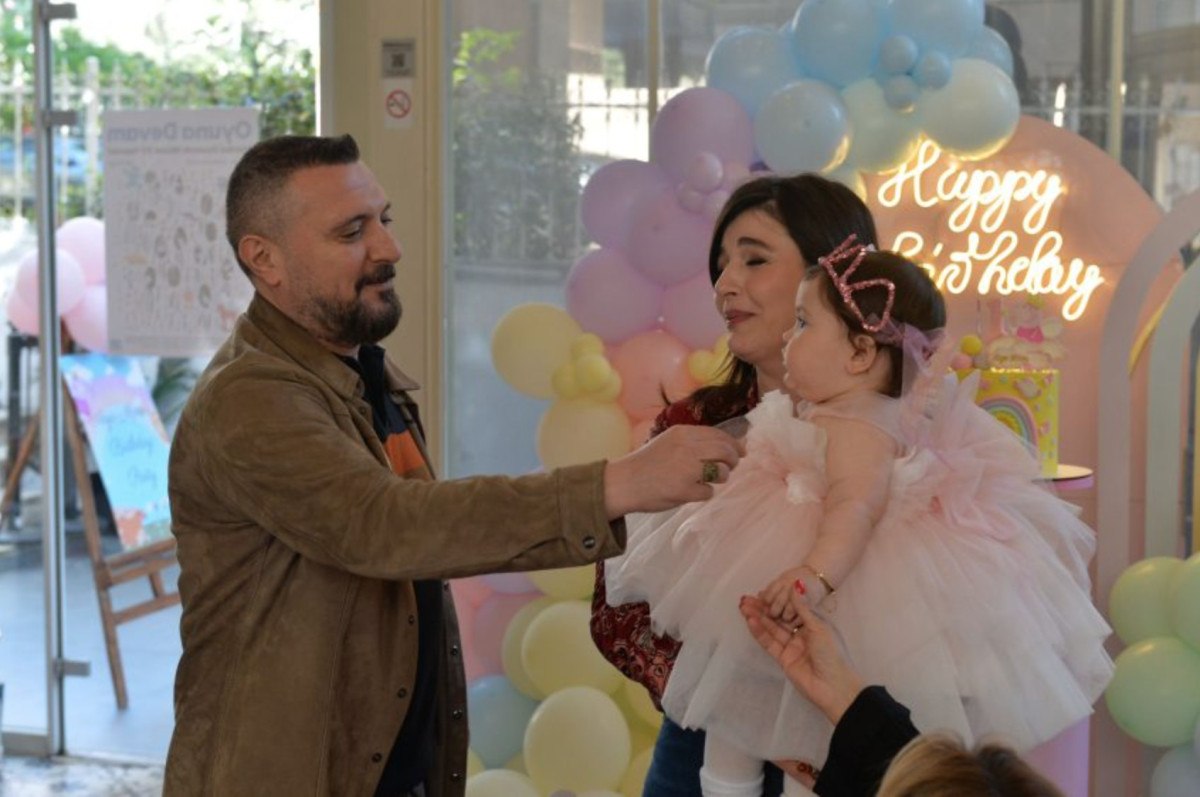 Asya’nın İlk Doğum Gününde Göz kamaştıran Kutlama
