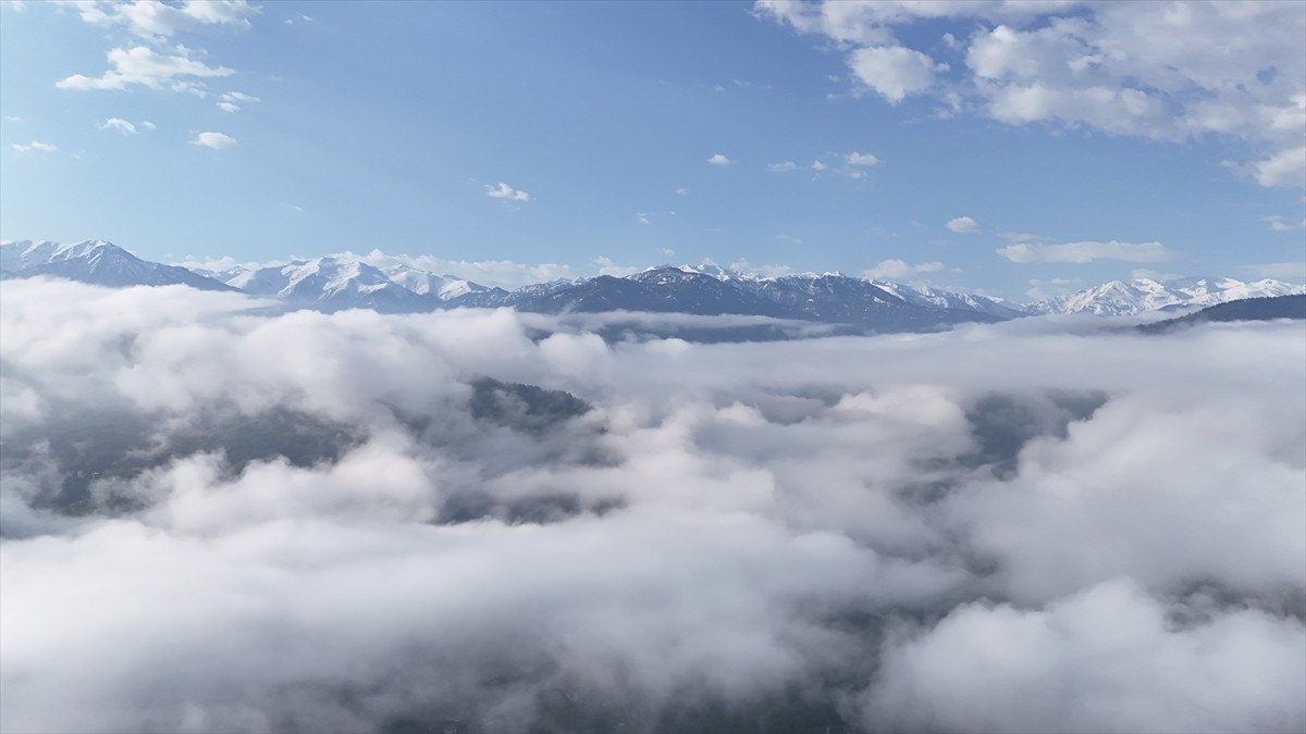Rize'nin Eşsiz Doğal Manzaraları: Kar ve Sisle Buluşma