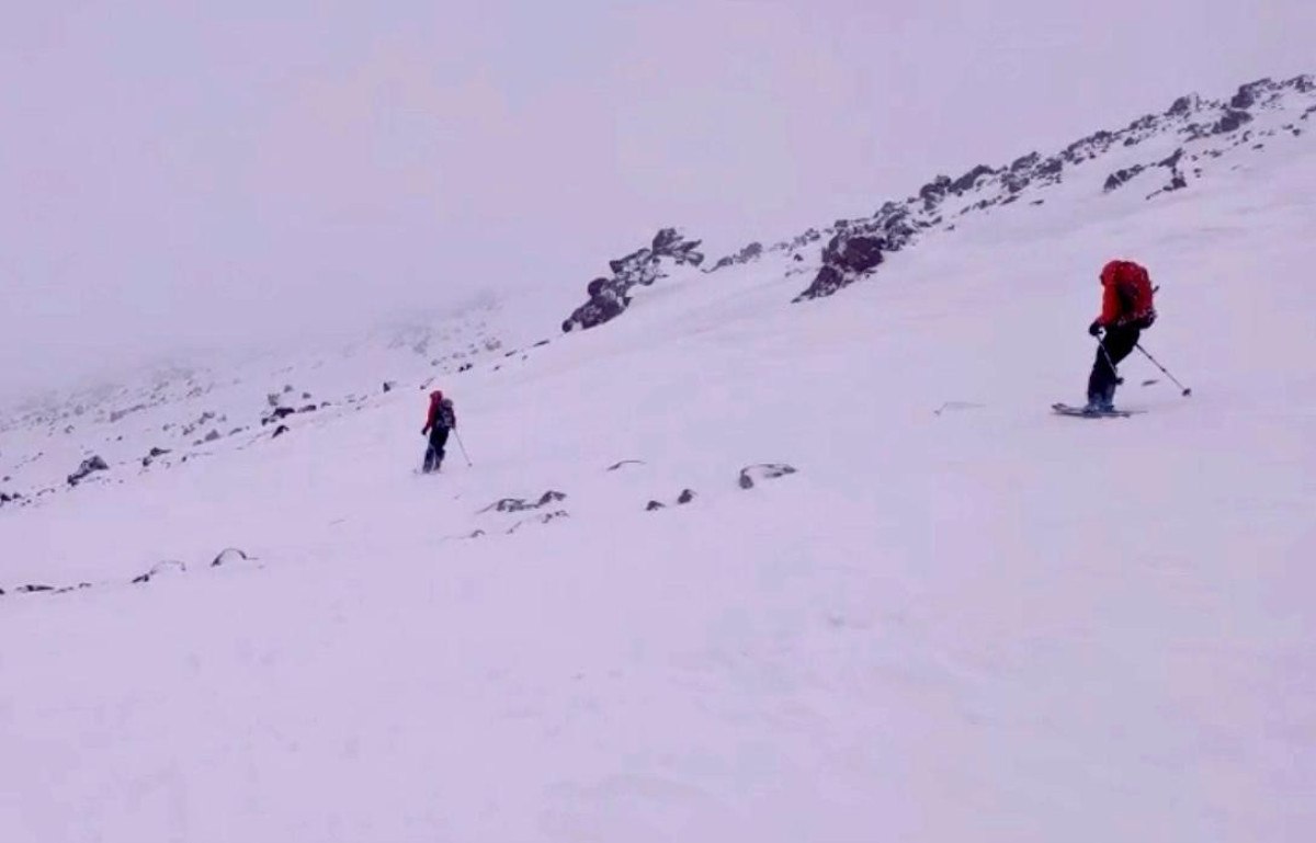 İHA Türkiye’nin En Yüksek Zirvesi Ağrı Dağı, Kayak ve Macera Tutkunlarını Ağırladı