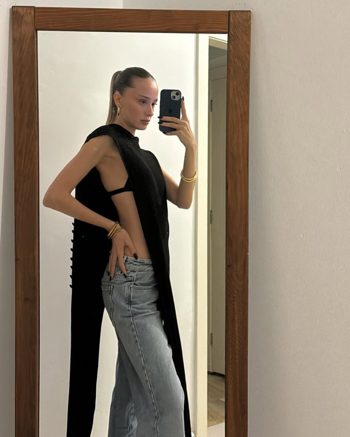 Yağmur Uçar, Show TV'nin Yeni Dizisi Kızılcık Şerbeti ile Gündemde
