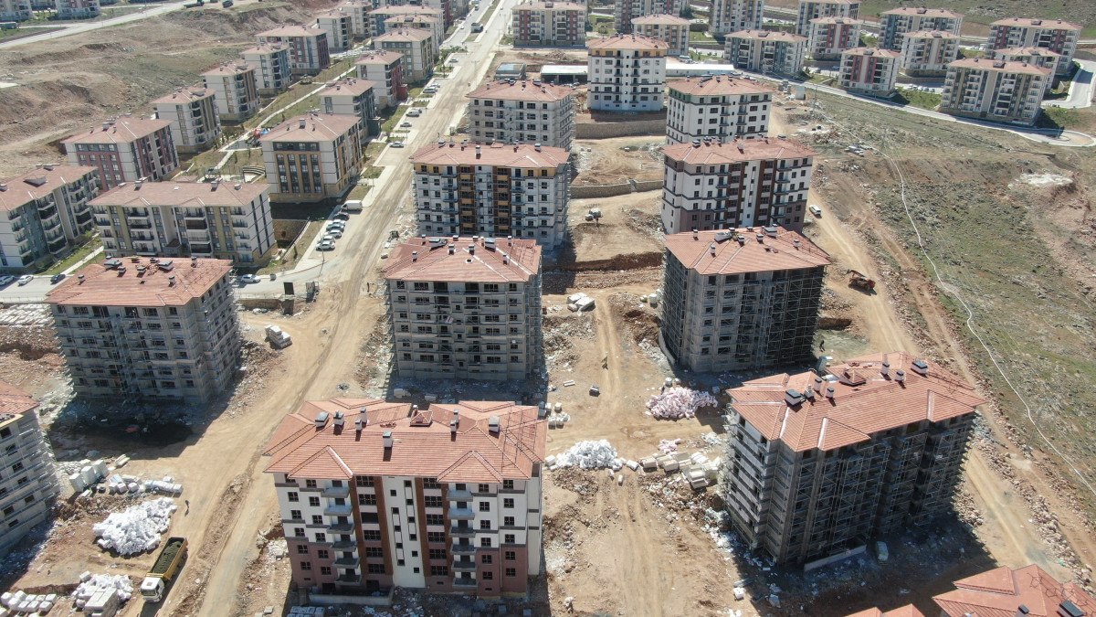 Elazığ'da Deprem Sonrası Yeniden İnşa Süreci