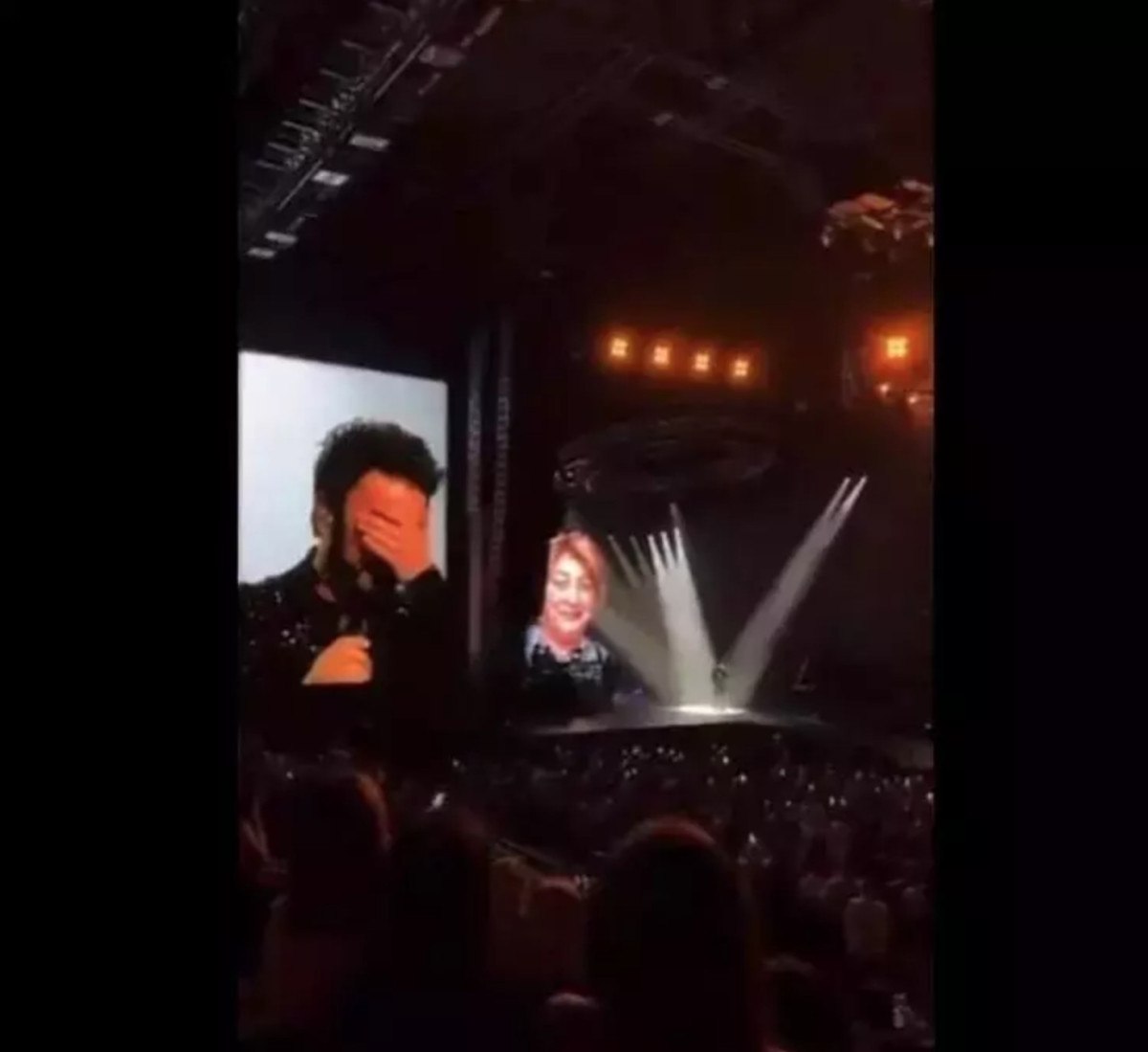 Sevilen Sanatçı Tarkan'ın Derin Yas Duyguları