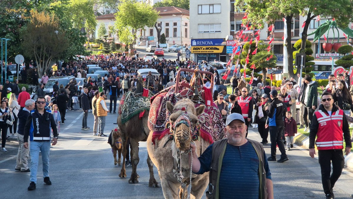 İki Yıl Süreyle Gerçekleşen Geleneksel Şenlik