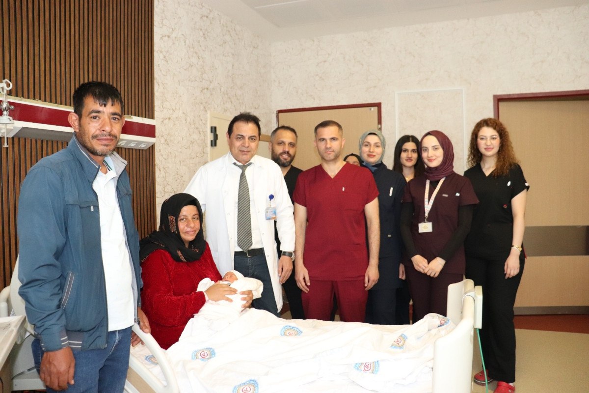Adak ve Minnet: Bebeklerine Mert Ulaş İsmini Verdiler