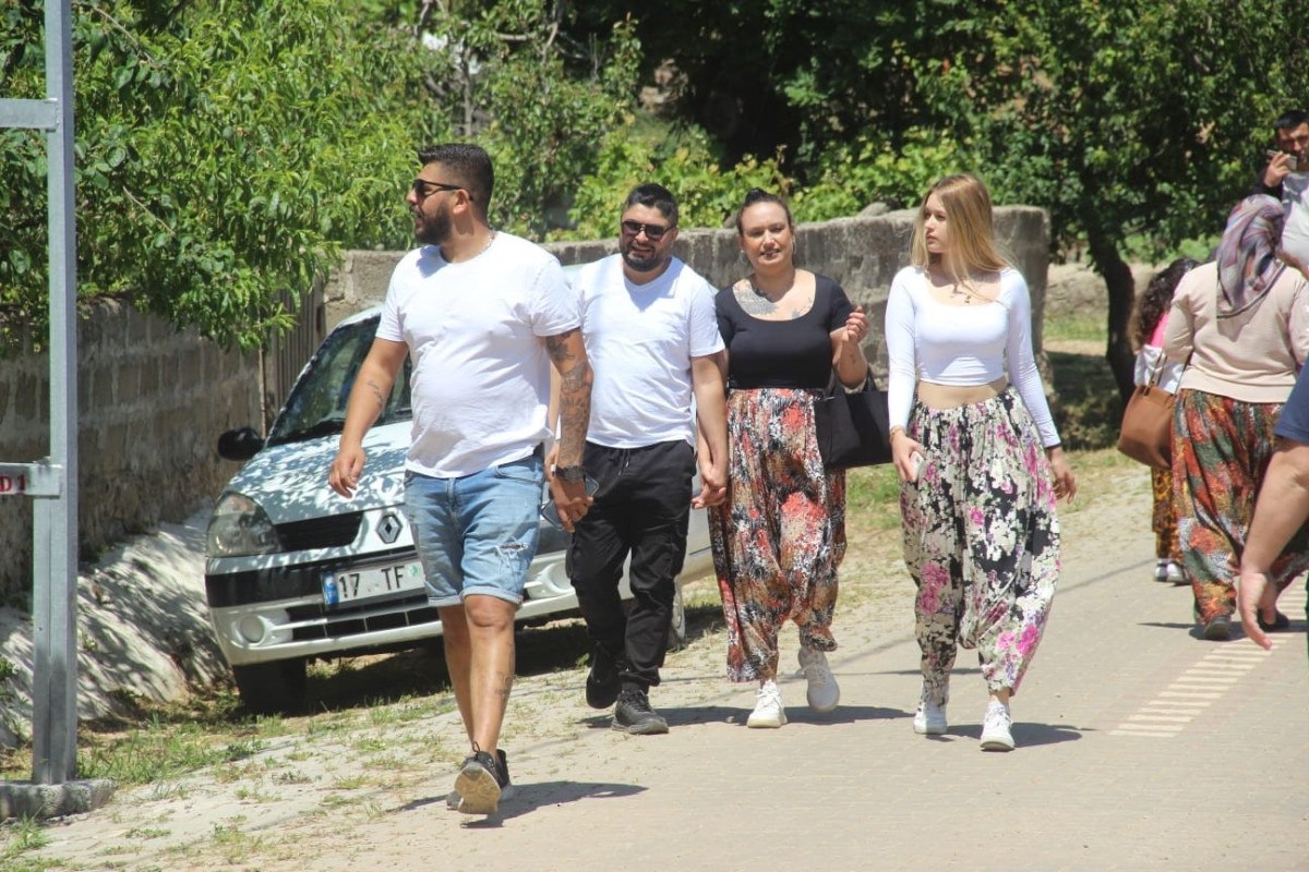 Muratlar Köyü Geleneksel Köy Hayrında Gençler Buluştu