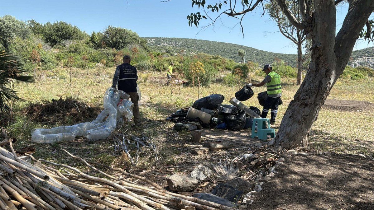 Muğla'nın Bodrum ilçesinde kaçak yapılaşmaya karşı gerçekleştirilen geniş çaplı operasyon