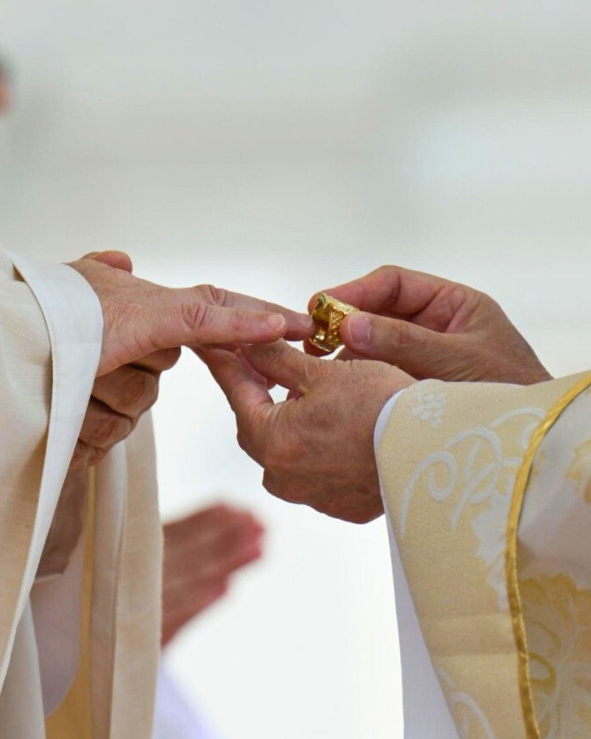 The new Pope Ring for 520 thousand dollars to Leo 14! – Cyprus Newspaper
