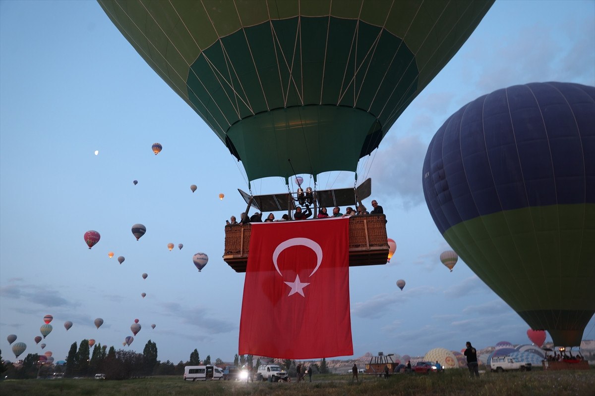 19 Mayıs Atatürk'ü Anma, Gençlik ve Spor Bayramı, coşkulu etkinliklerle kutlanıyor