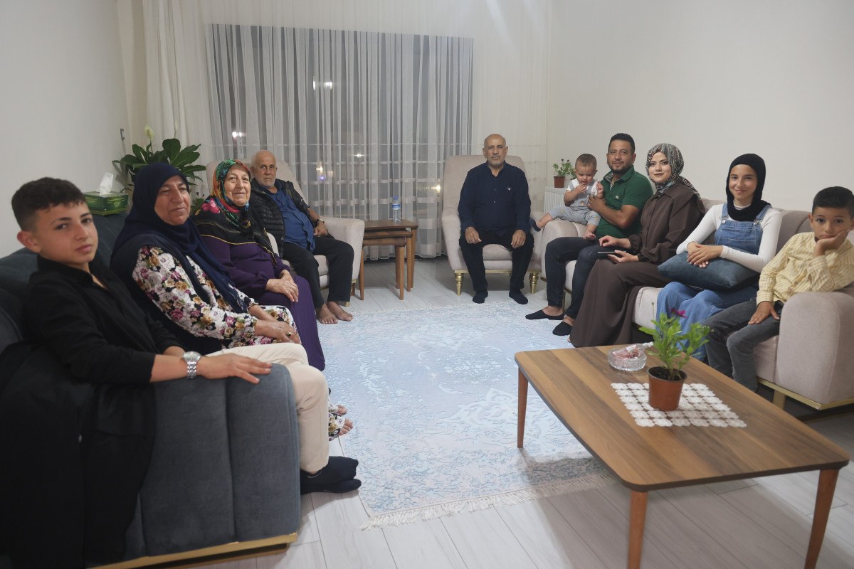 İlk Misafirler ve Bakanın Ziyareti