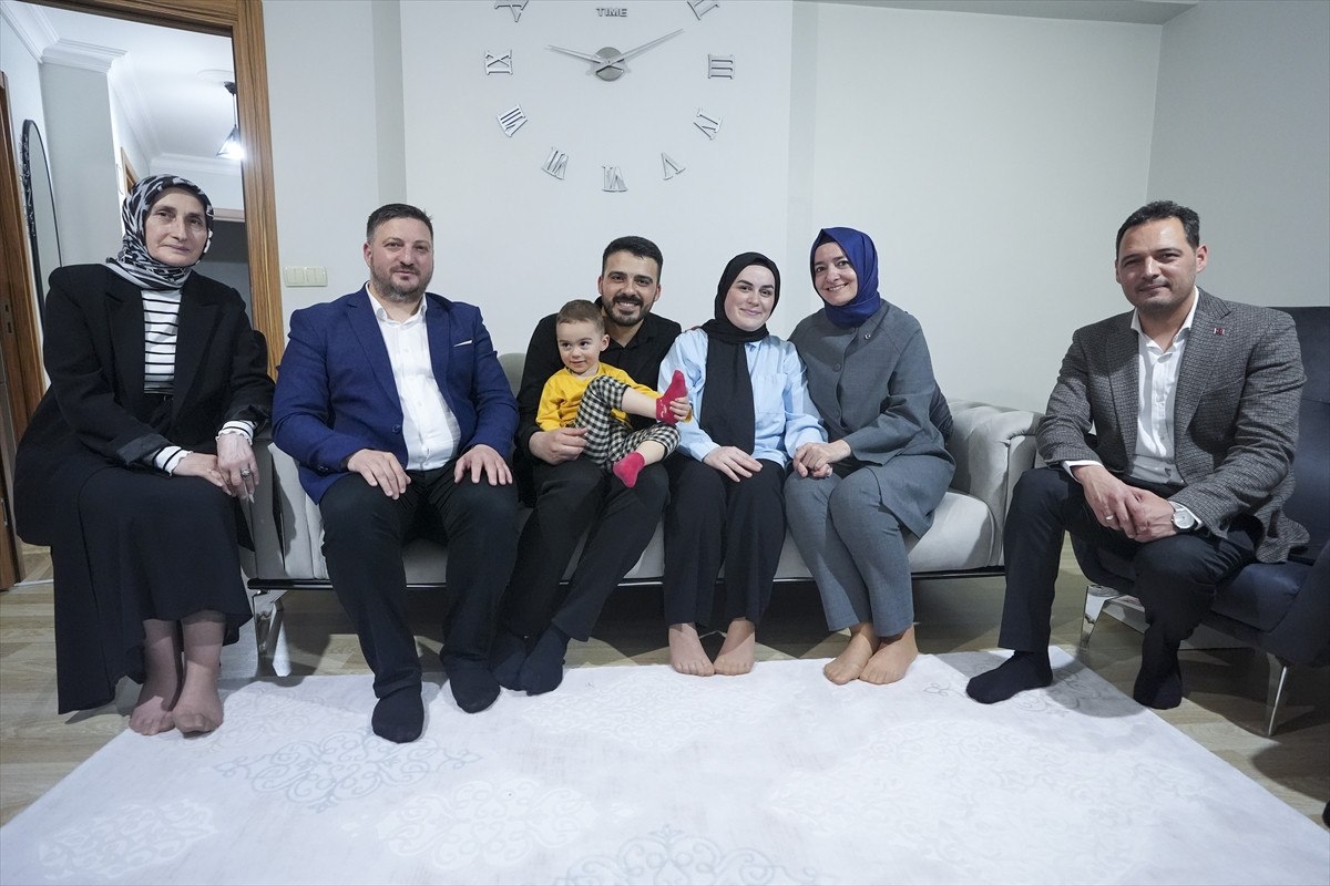 Mutlu Anlar ve Geleceğe Umut