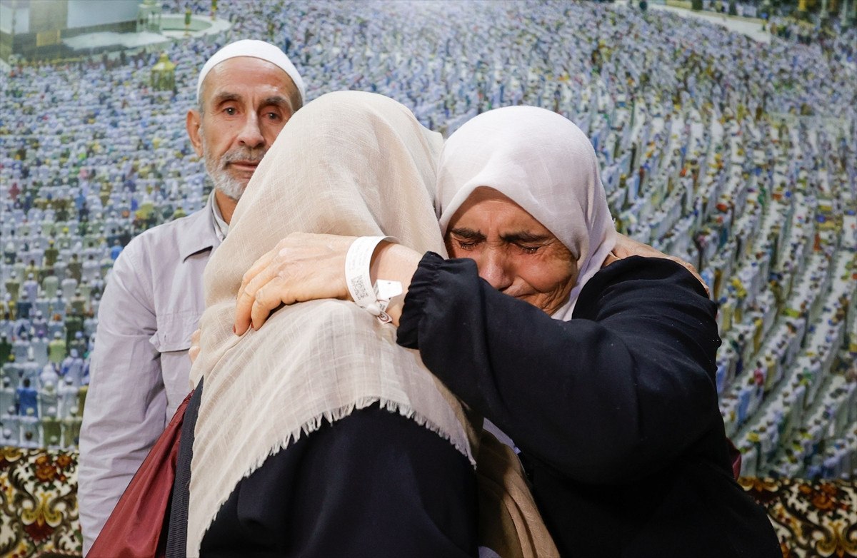Orhaneli'nin Emir Mahallesi'nde Yaşanan Duygusal Anlar