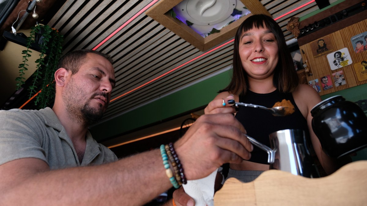 Karavan Aşkı ve Hayat Tarzı: Büşra ve Ömer Türkoğlu'nun Hikayesi