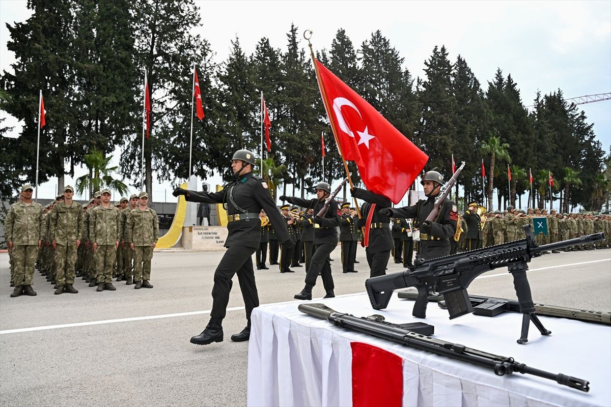 Bedelli Askerlikte 28 Günlük Eğitim Sürecinin Detayları ve Törenler