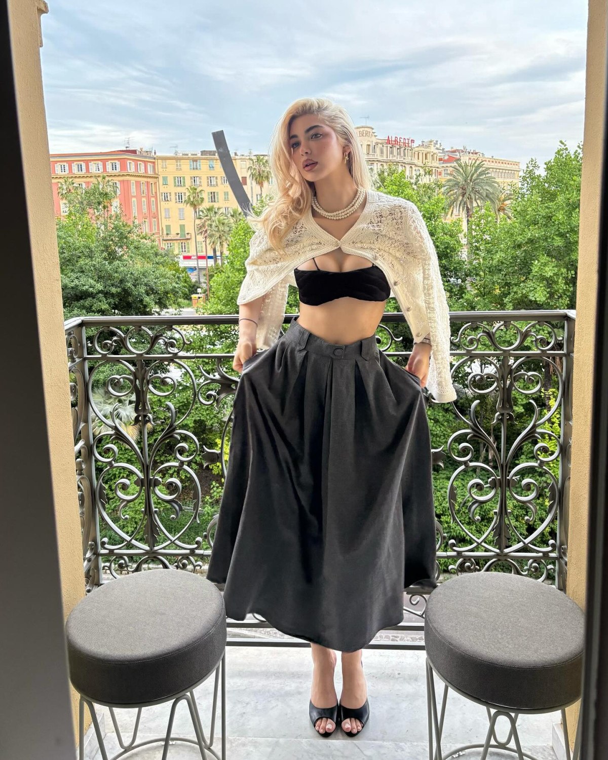 Sinan Akçıl ve İrem Haznedar Arasındaki Aşk Spekülasyonları