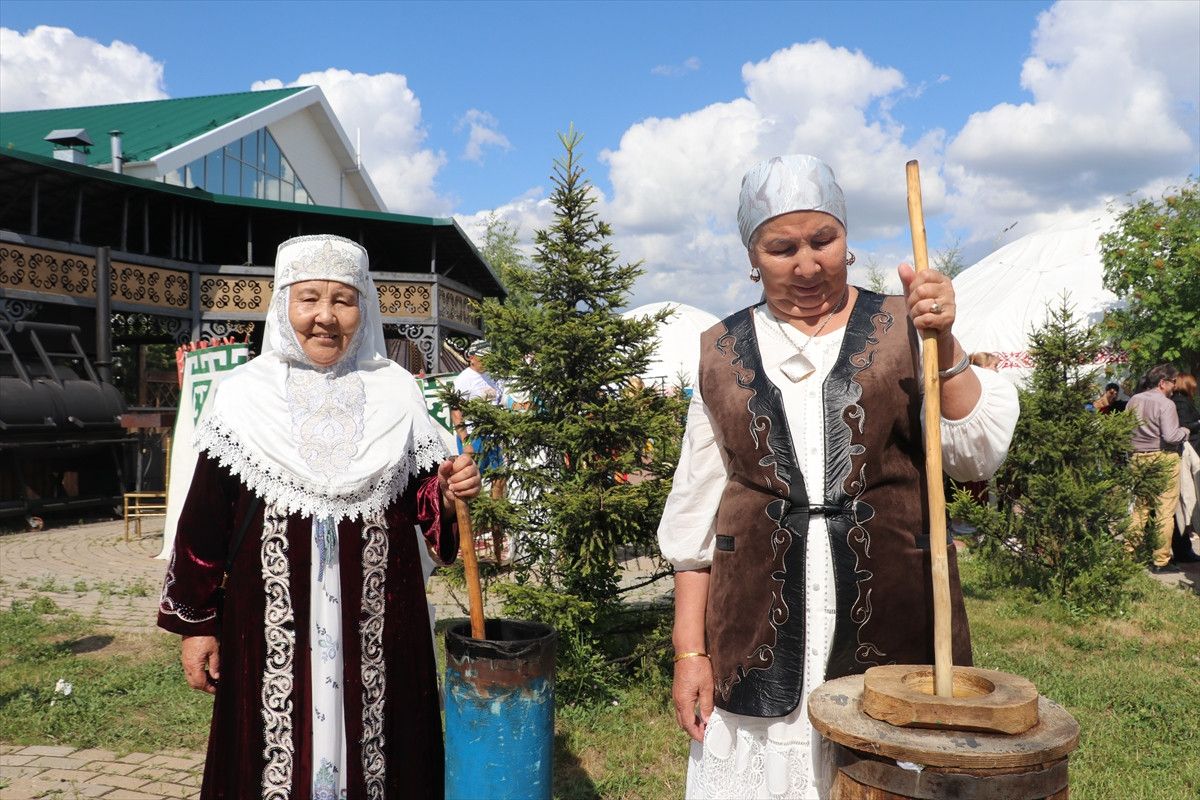 At Sütü İkramı ve Lezzetler