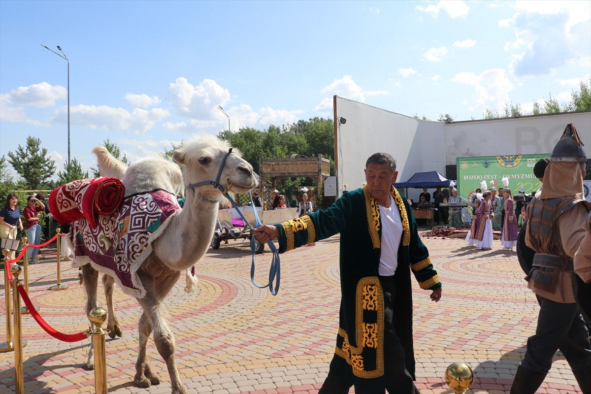 Kazakistan'da Kımız Festivali Coşkusu