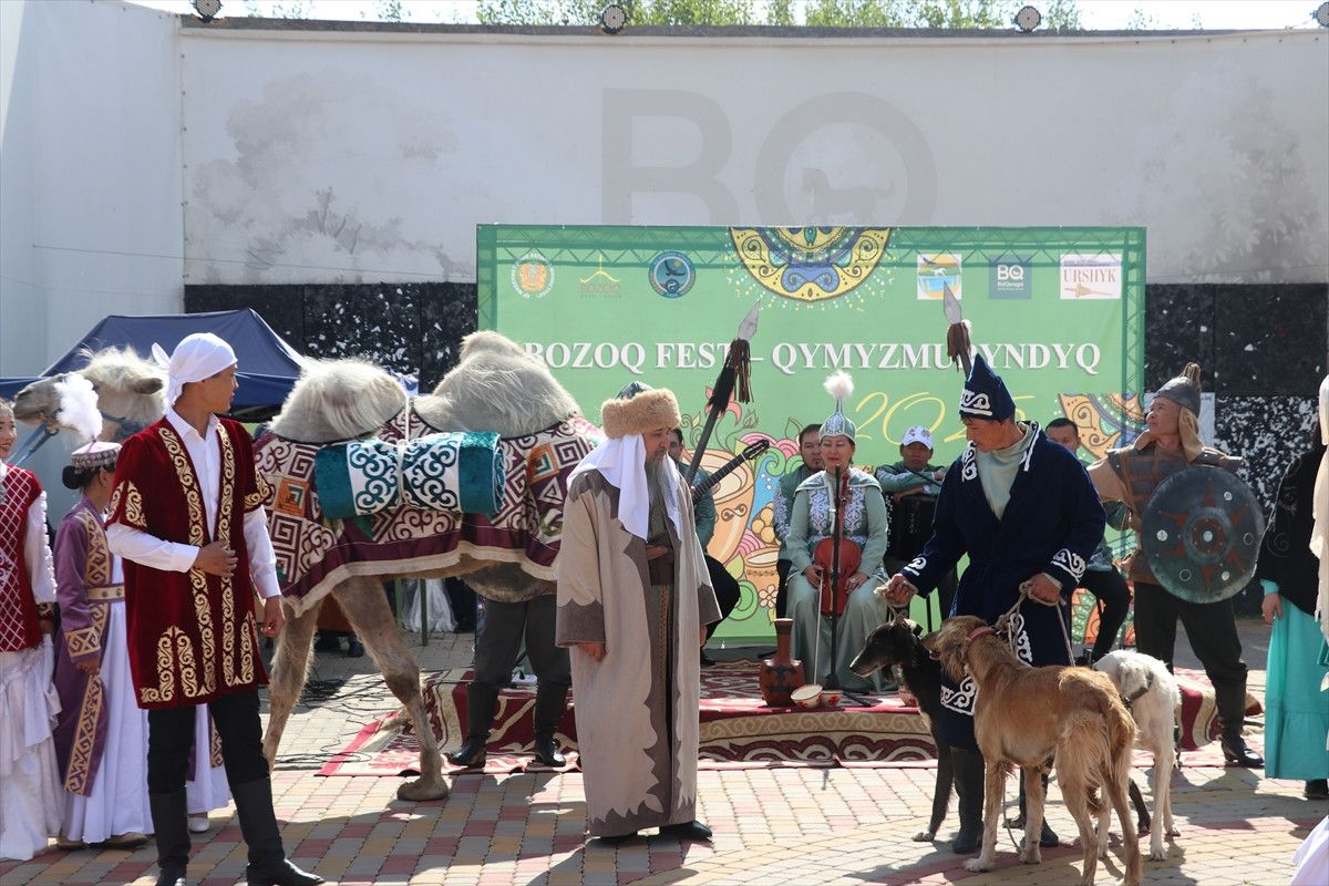 Kazakistan'da Kımız Festivali Coşkusu
