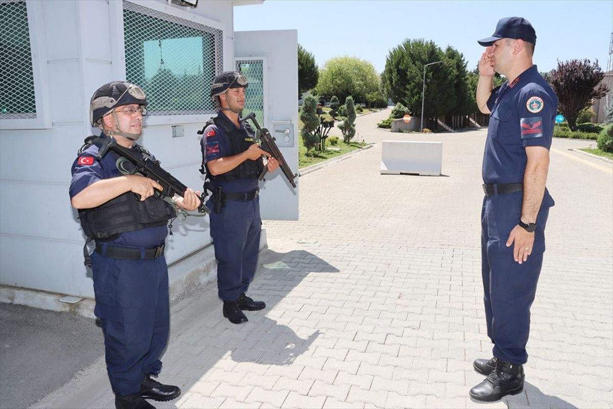 Yalova'da Hayaller Gerçek Oluyor: Mahmut Kanarya'nın Bir Günlük Askerlik Hikayesi