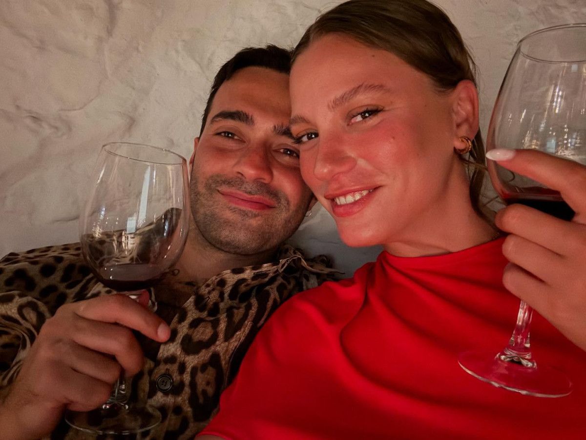 Serenay Sarıkaya ve Mert Demir Çiftinden Ayrılık İddialarına Son Nokta
