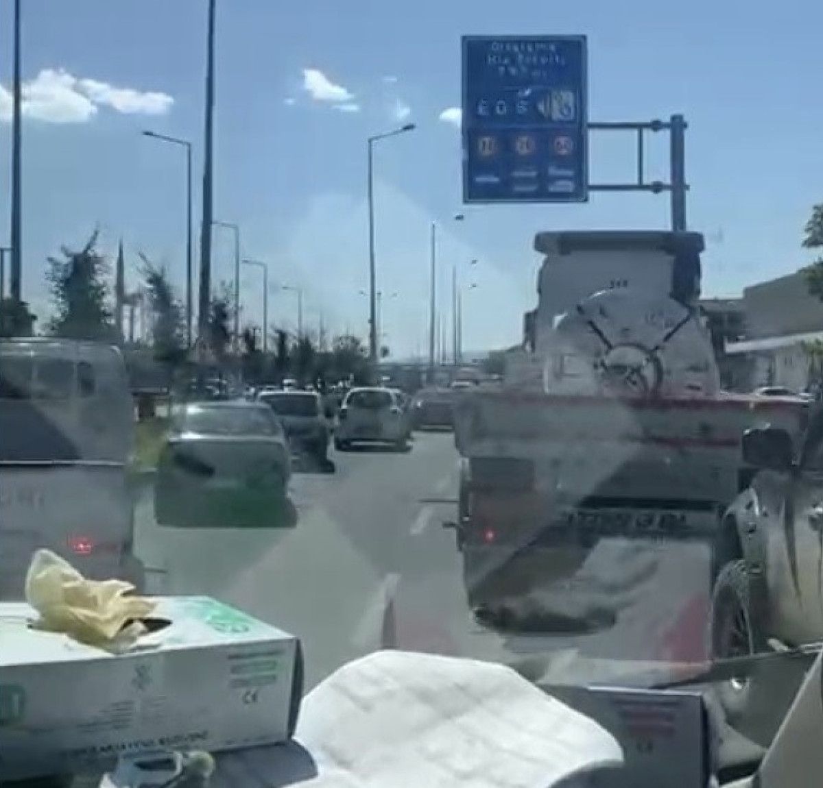 Düzce'de Trafikte Yardımlaşma ve Hızlı Müdahale
