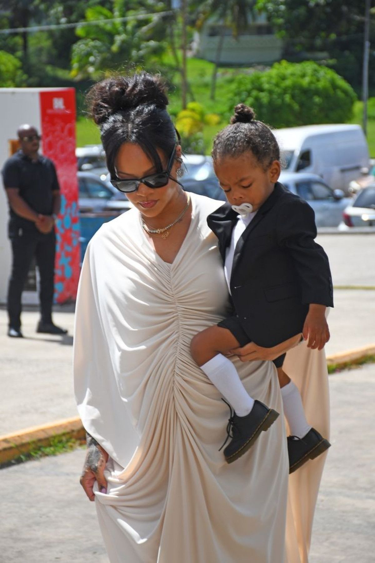 Rihanna'nın Ailesine ve Geçmişine Dair Detaylar