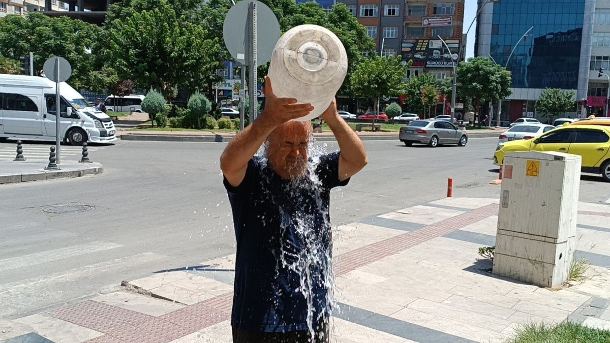 Ekinci'nin Sözleri ve Serinleme Çabası