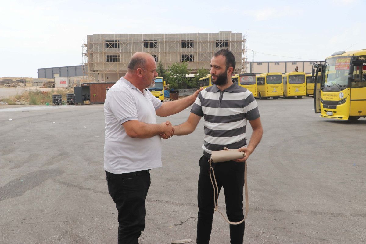 Şoförün Çabası ve Çantanın Güvenli Bir Şekilde Teslimi